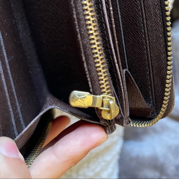 Louis Vuitton Zippy Wallet— DE - Picture 6 of 10